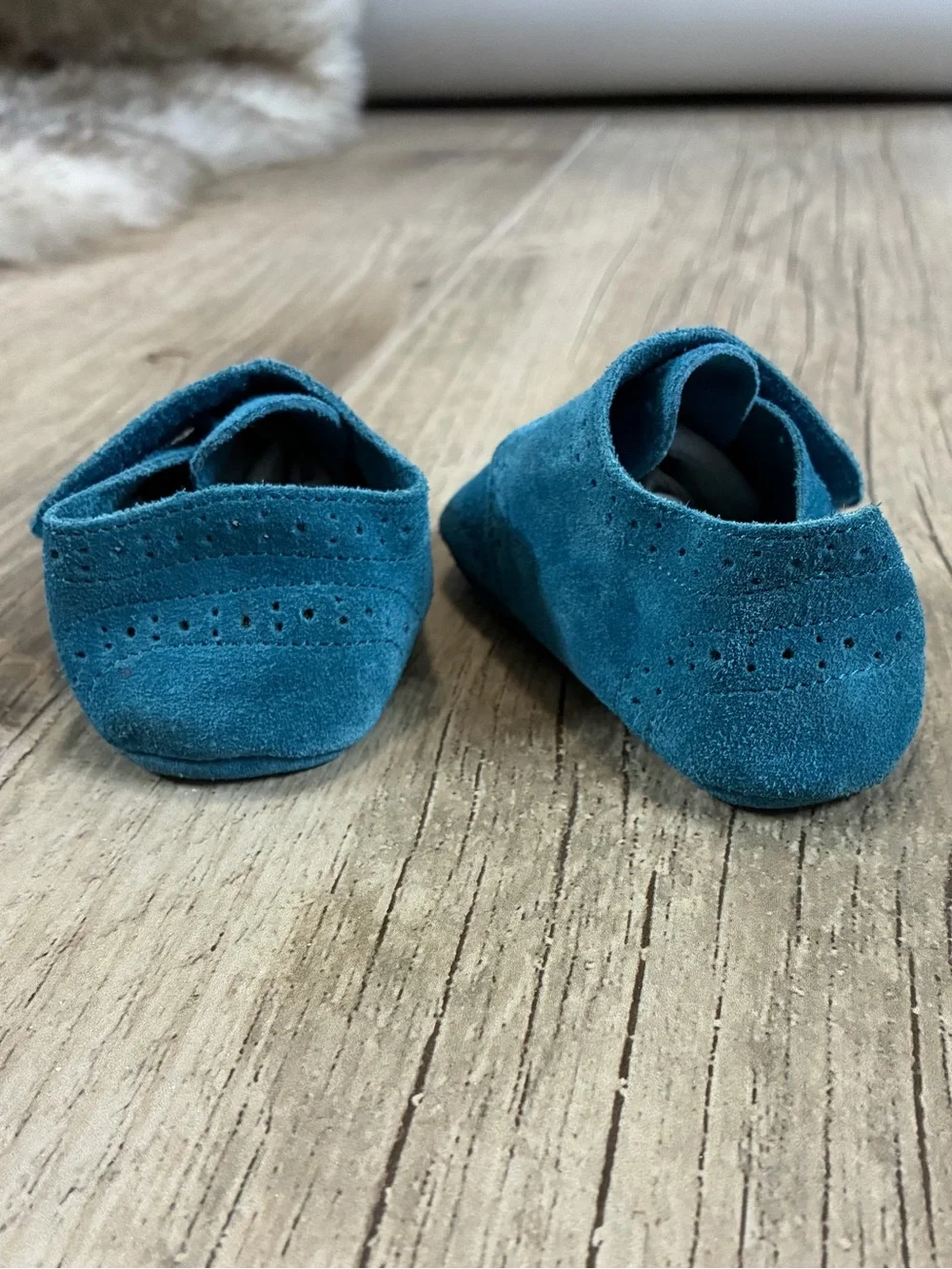 Teal Blue Suede Baby Crib Shoes Brogue Oxford Velcro Soft Sole Size 2